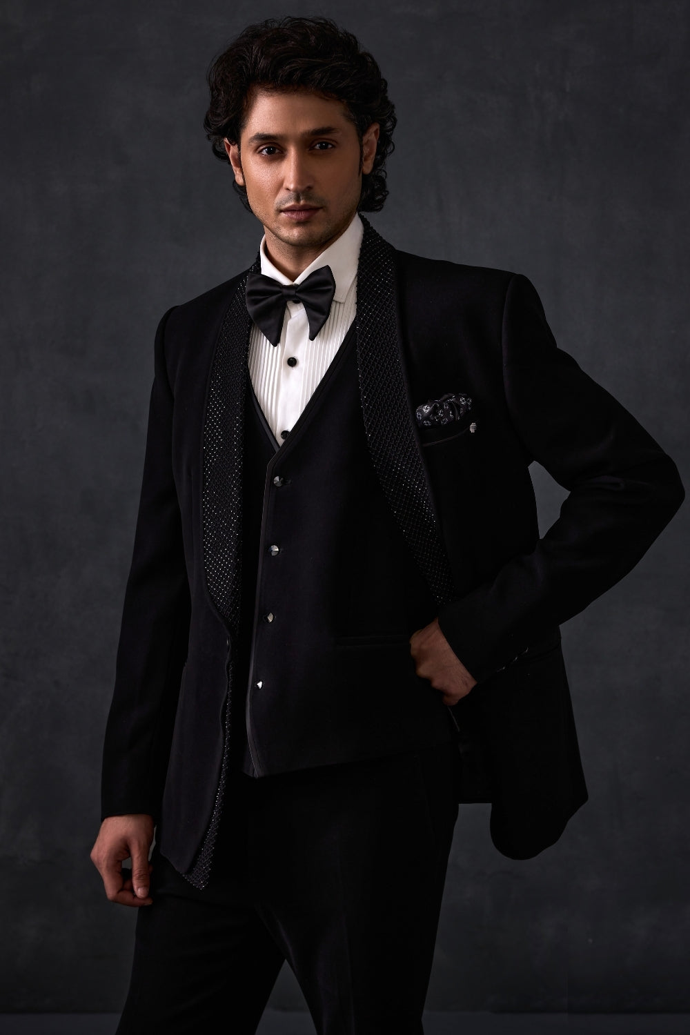 Black Tuxedo With Sequins On Lapel Detailing And Waistcoat Three Pieces With Trousers