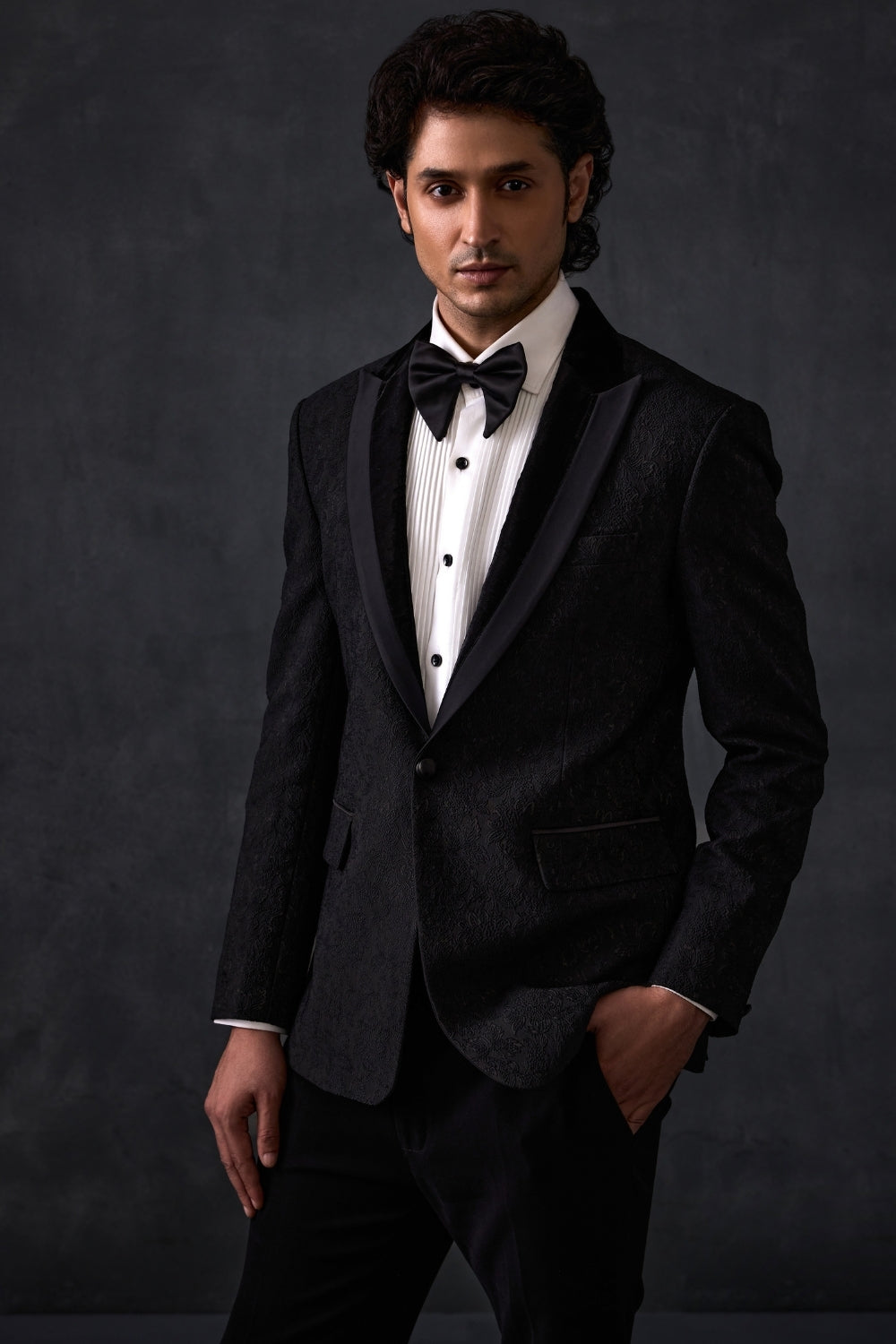 Self Jacquard Tuxedo With Trousers