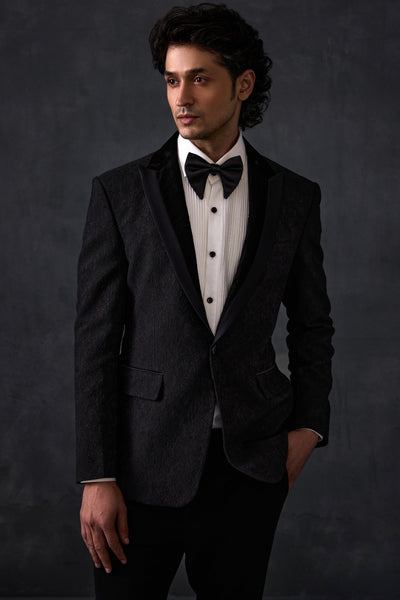 Self Jacquard Tuxedo With Trousers