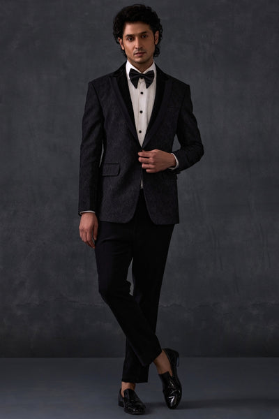 Self Jacquard Tuxedo With Trousers