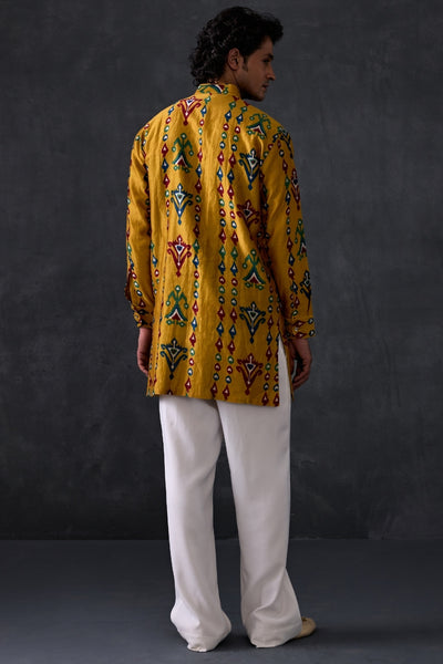 Printed Kurta And Trousers