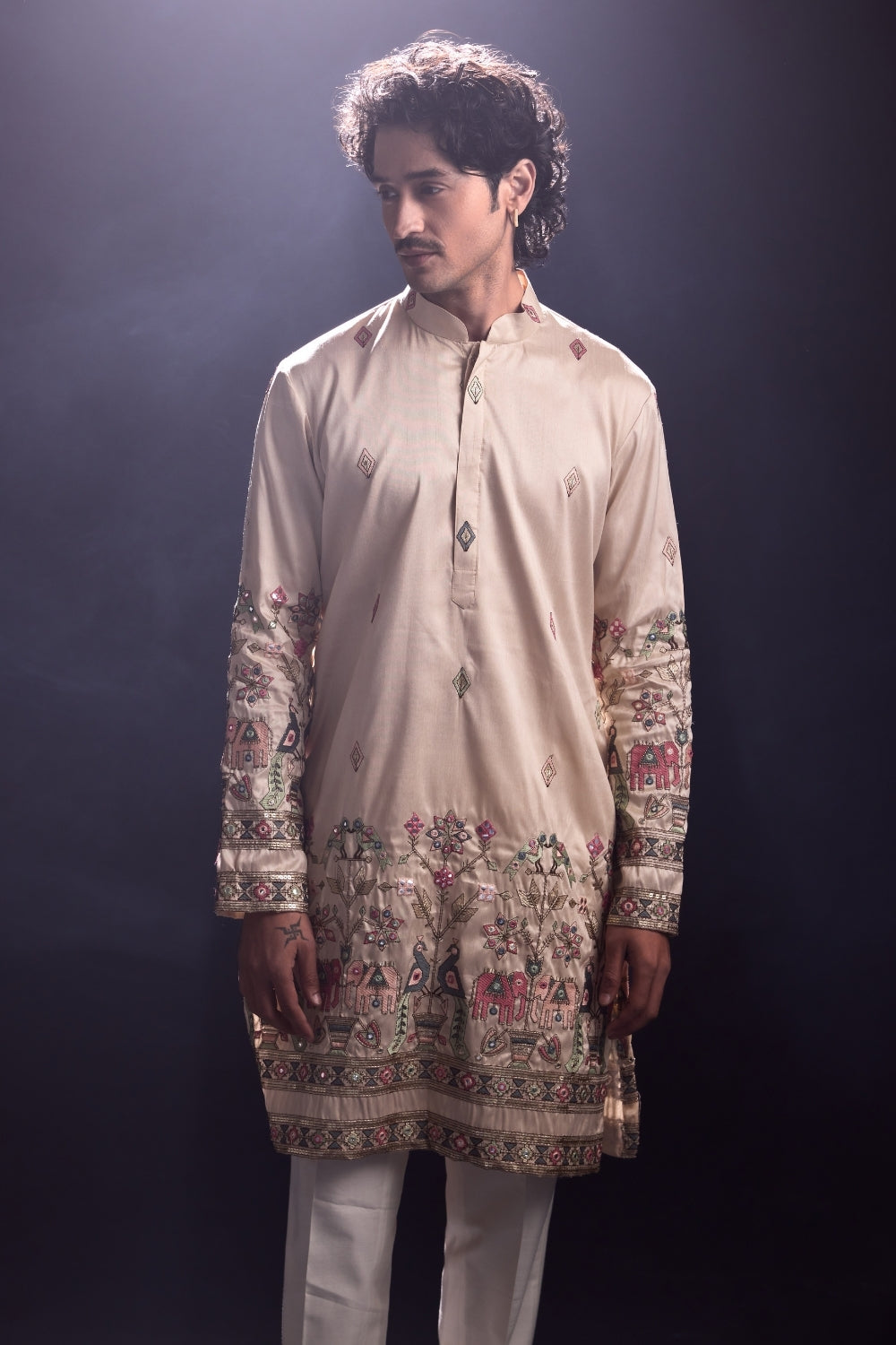 Beige Kurta with Embroidery and Pants