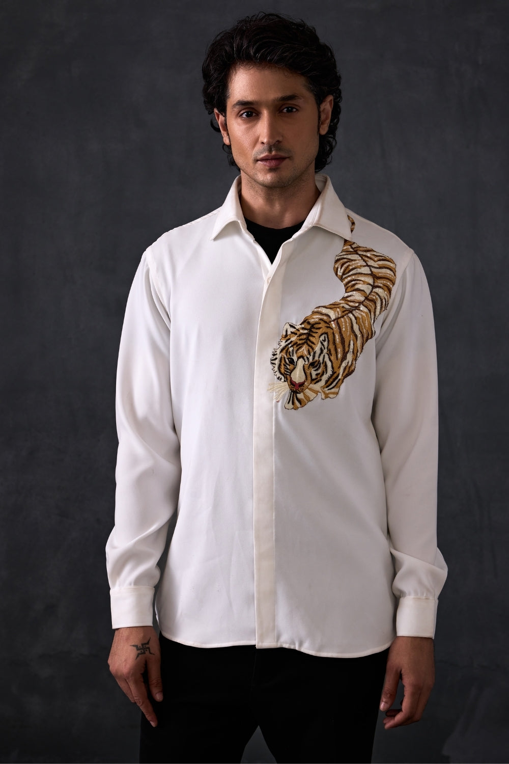 White Tiger Embroidery Shirt