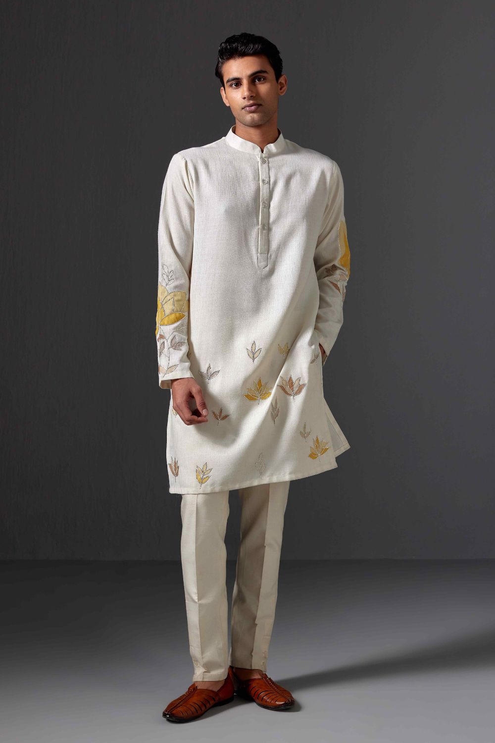 Prem Ivory Bundi Set