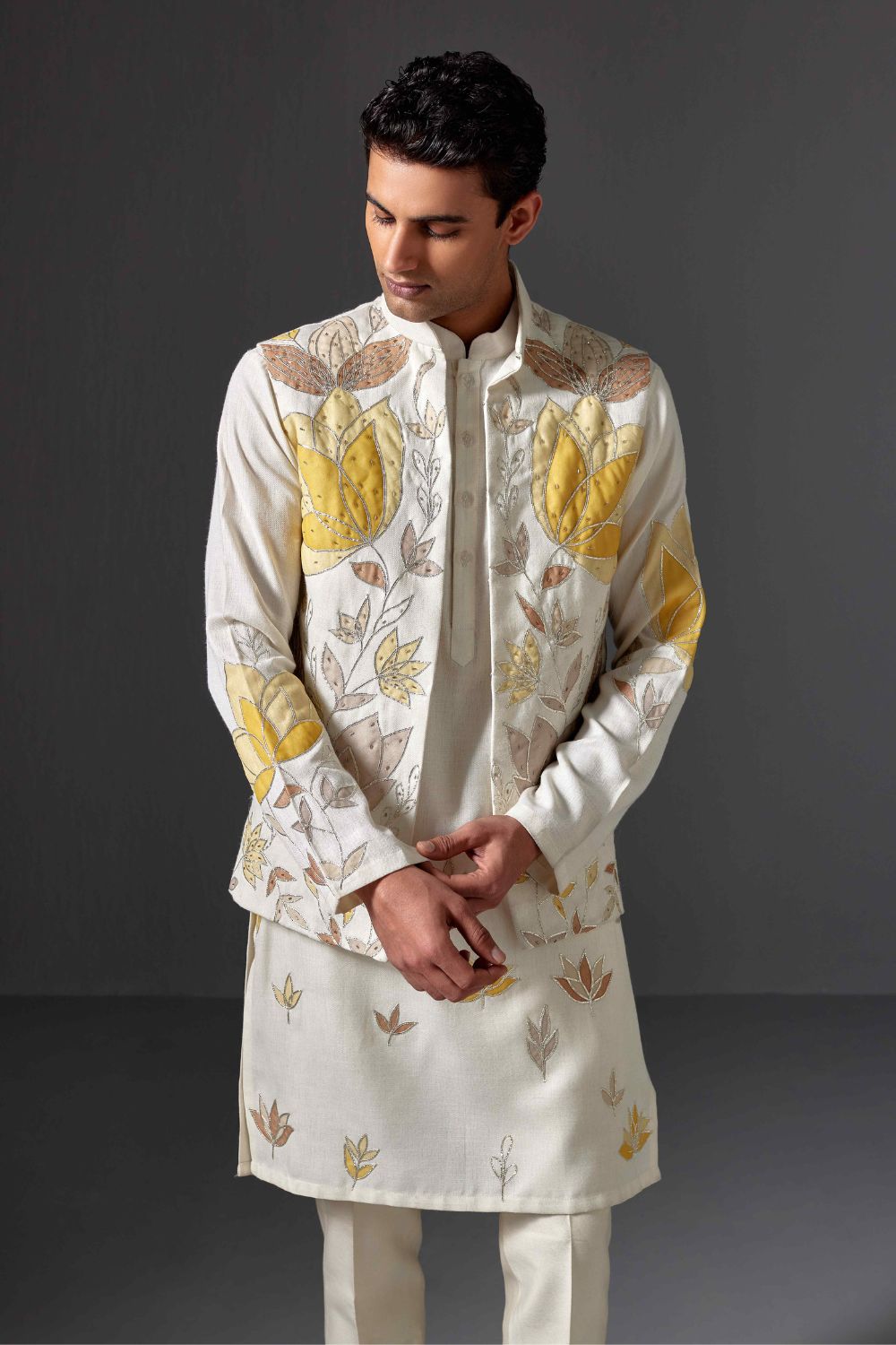 Prem Ivory Bundi Set